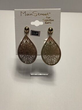 Main Street Gold Teardrop Filigree Clip-On Earrings